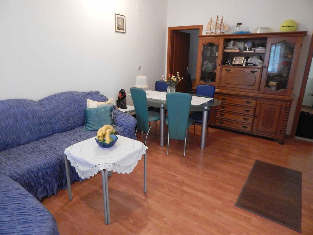 Apartment Lara Макарська Номер фото