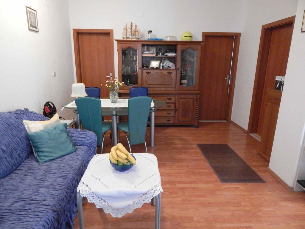 Apartment Lara Макарська Номер фото