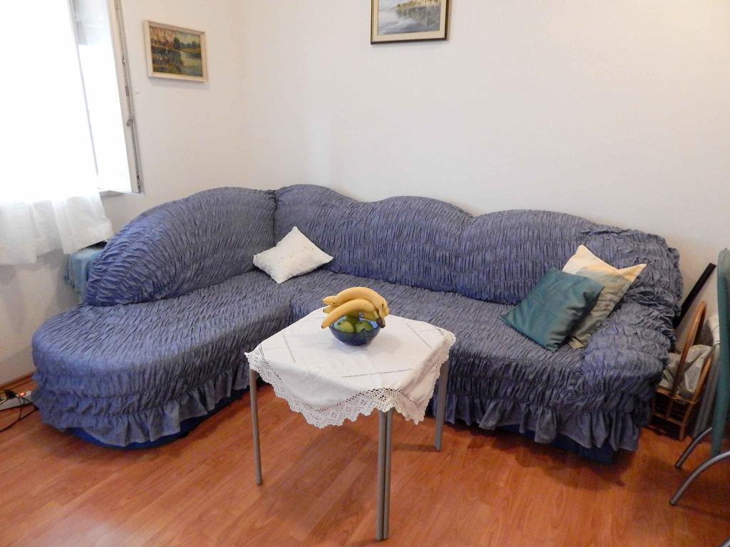 Apartment Lara Макарська Номер фото